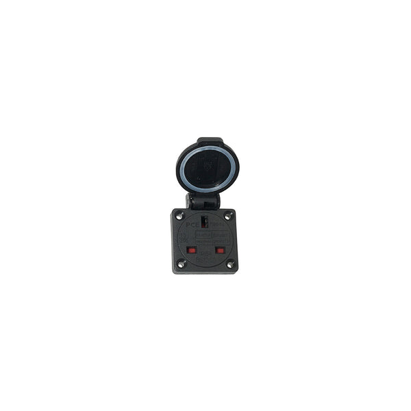 Socket TYP G (GB)